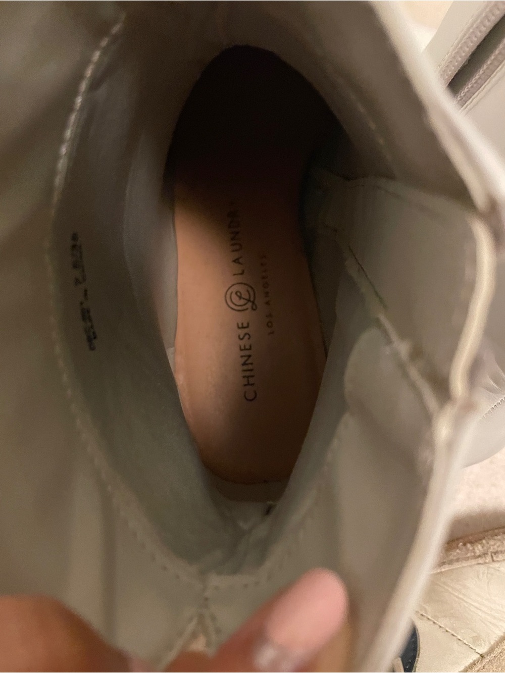 Minimalist chinese laundry white ankle boots - Picture 4 of 4